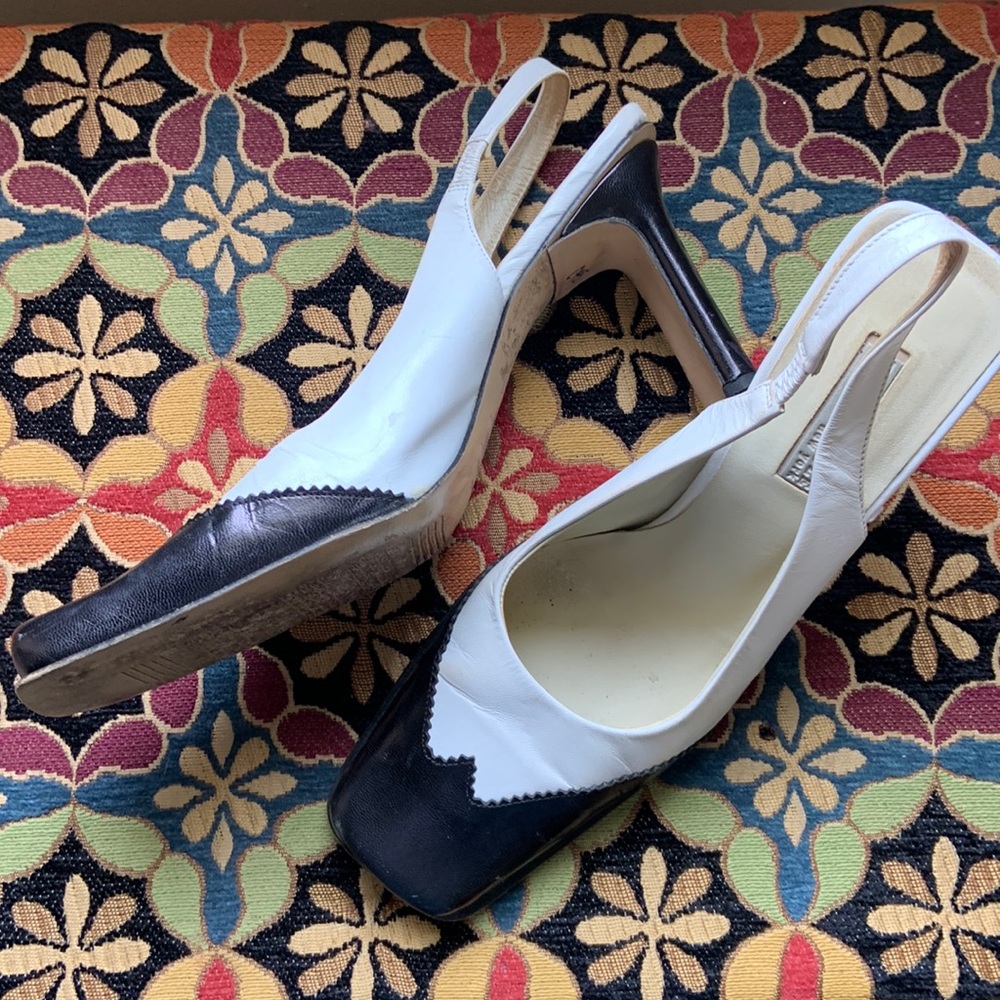 Kenneth Cole pumps